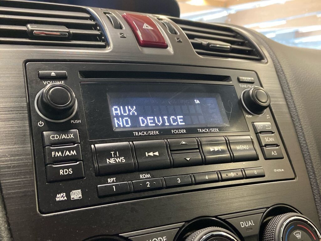 Subaru Forester 2014 Musta