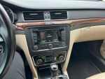 Skoda Superb 2014 Musta