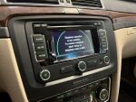 Skoda Superb 2014 Musta