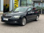 Skoda Superb 2014 Musta