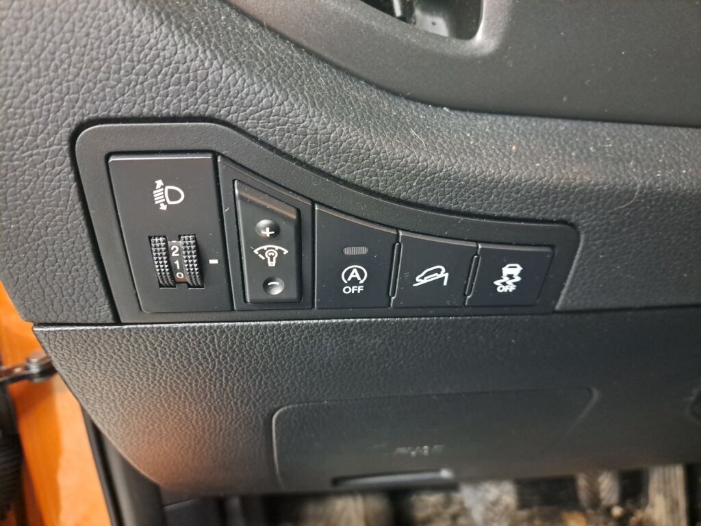 Kia Sportage 2014 Oranssi