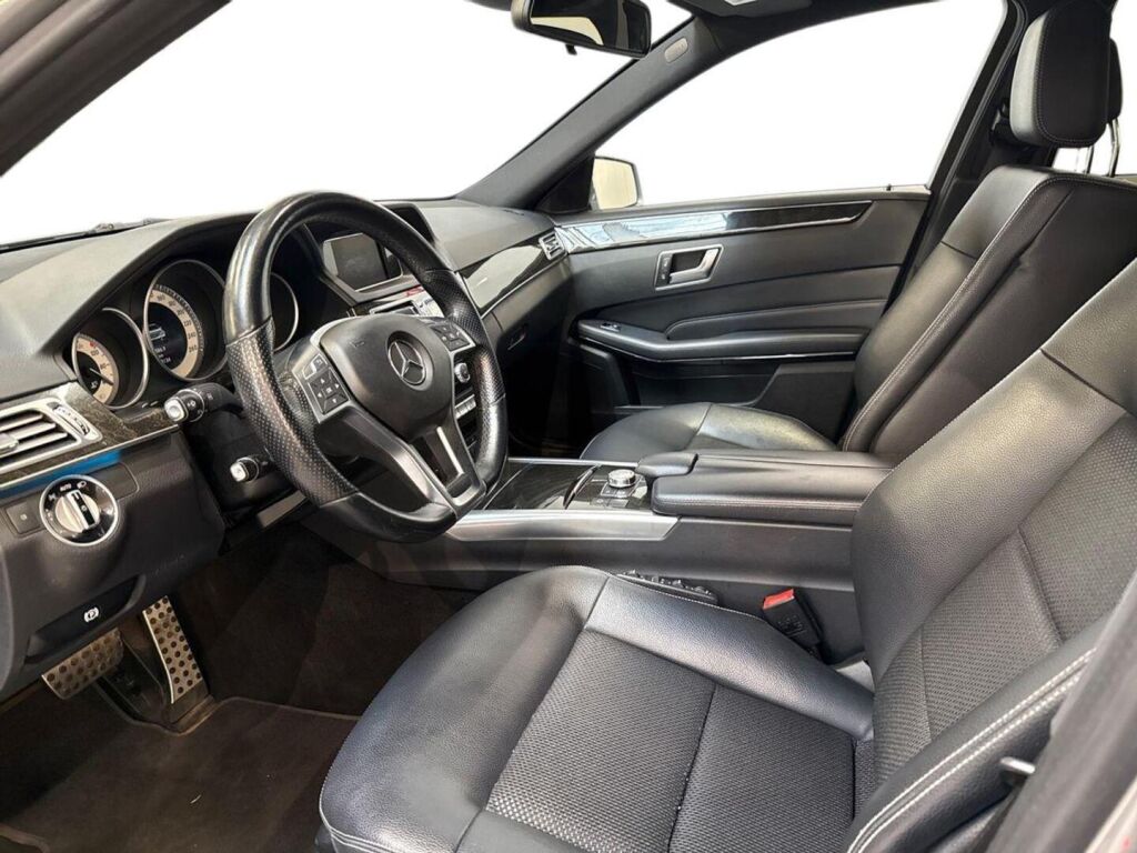 Mercedes-Benz E 2014 Harmaa