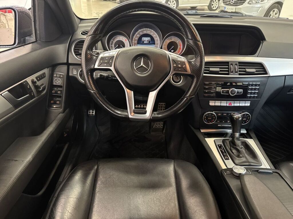 Mercedes-Benz C 2014 Harmaa
