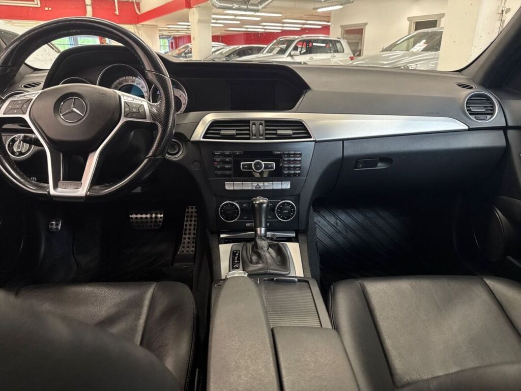 Mercedes-Benz C 2014 Harmaa
