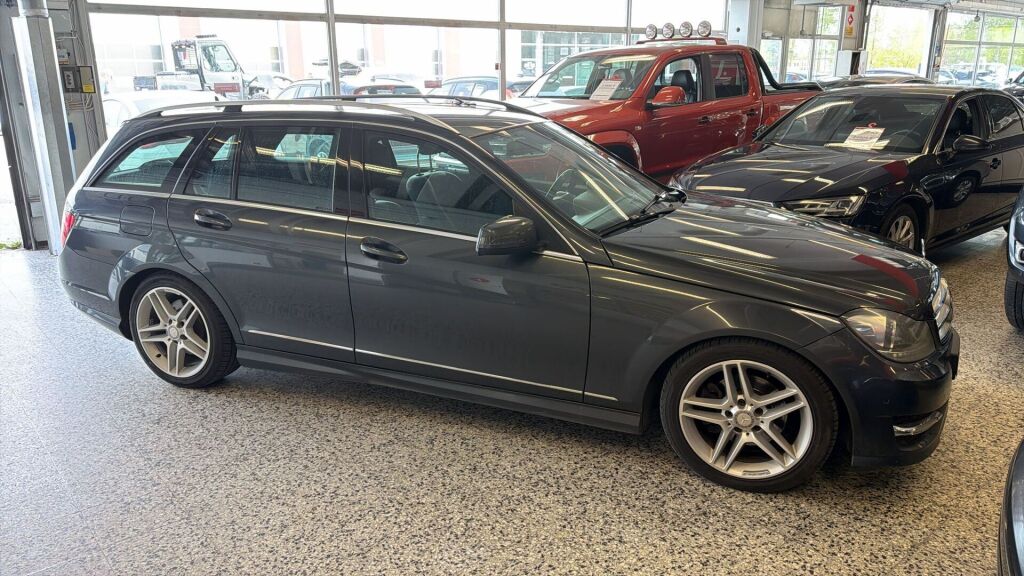 Mercedes-Benz C 2014 Harmaa
