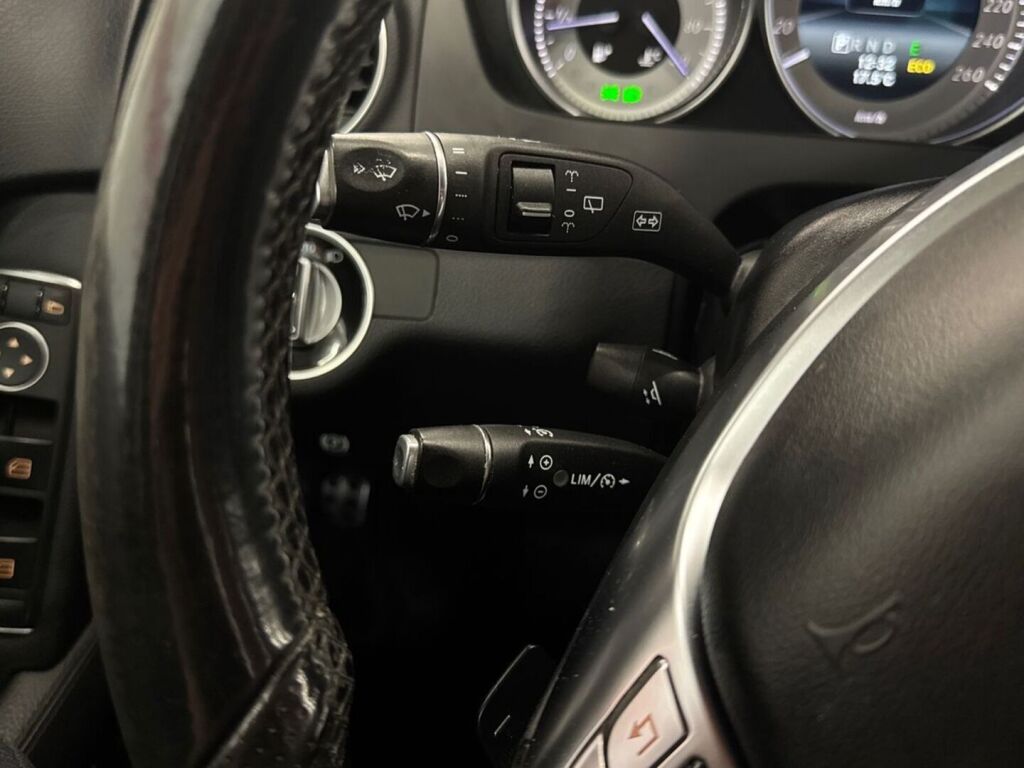Mercedes-Benz C 2014 Harmaa