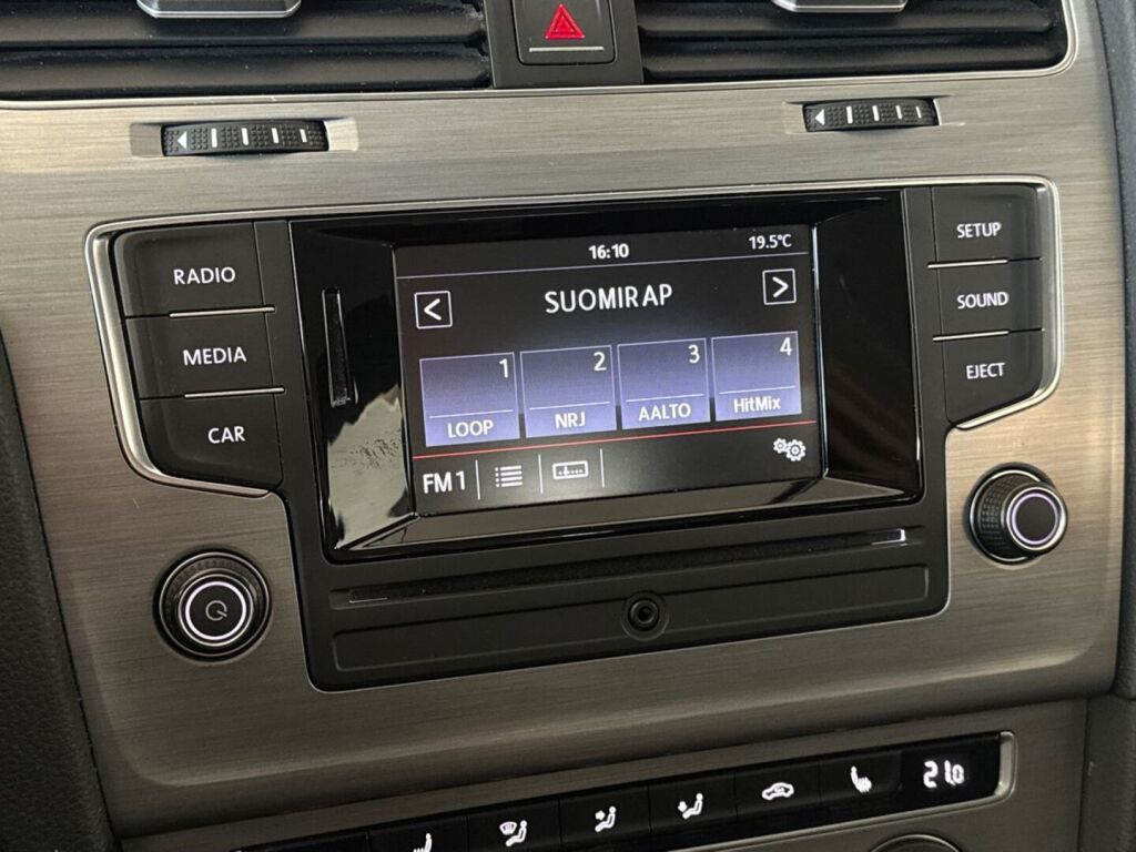Volkswagen Golf 2014 Musta