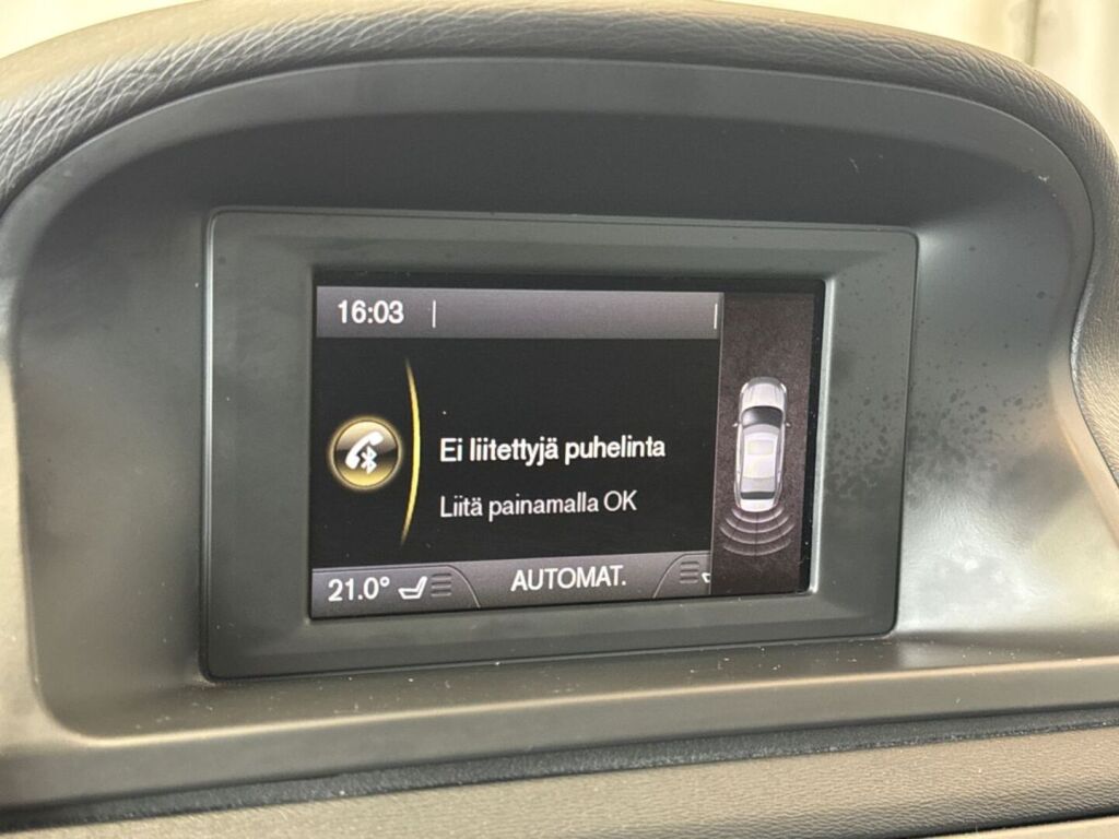 Volvo V70 2013 Musta