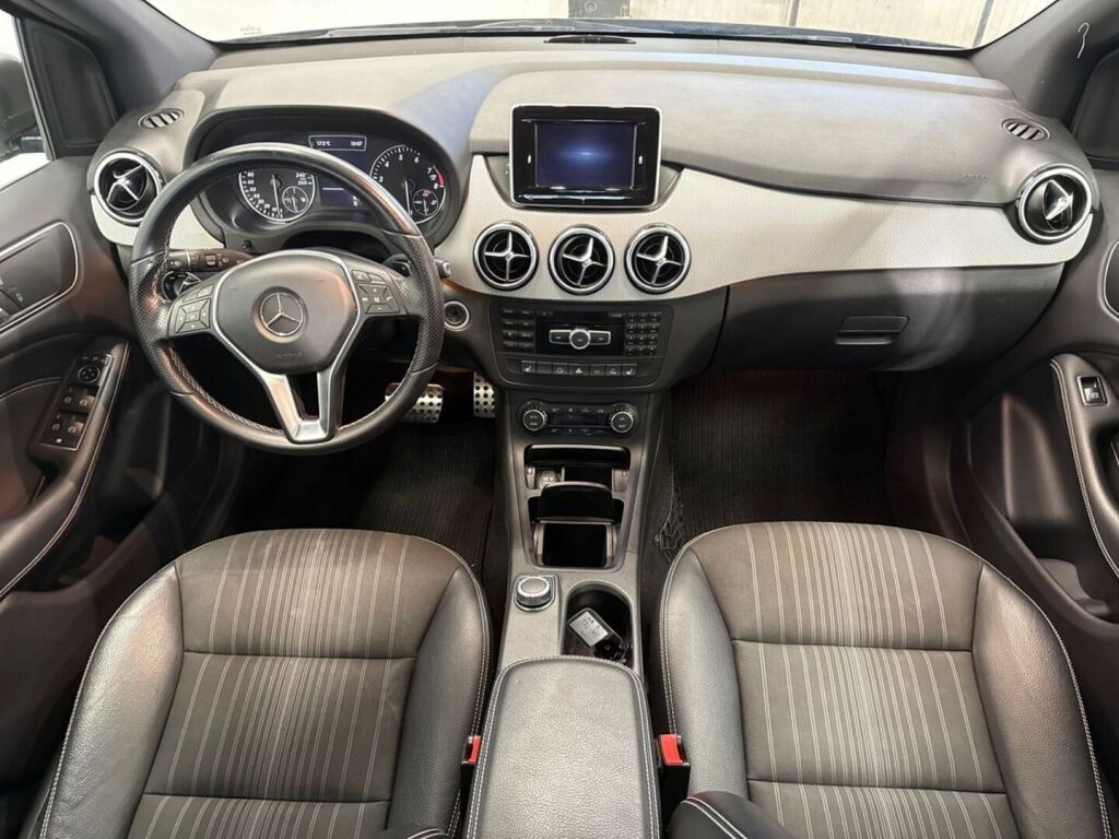 Mercedes-Benz B 2013 Harmaa