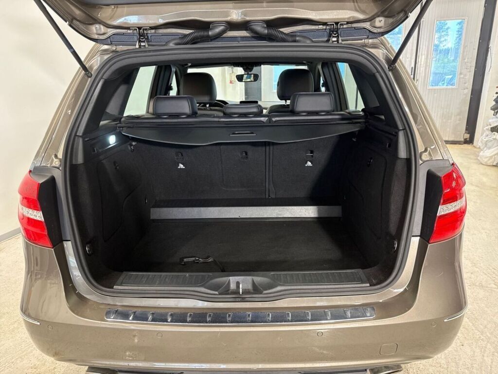 Mercedes-Benz B 2013 Harmaa