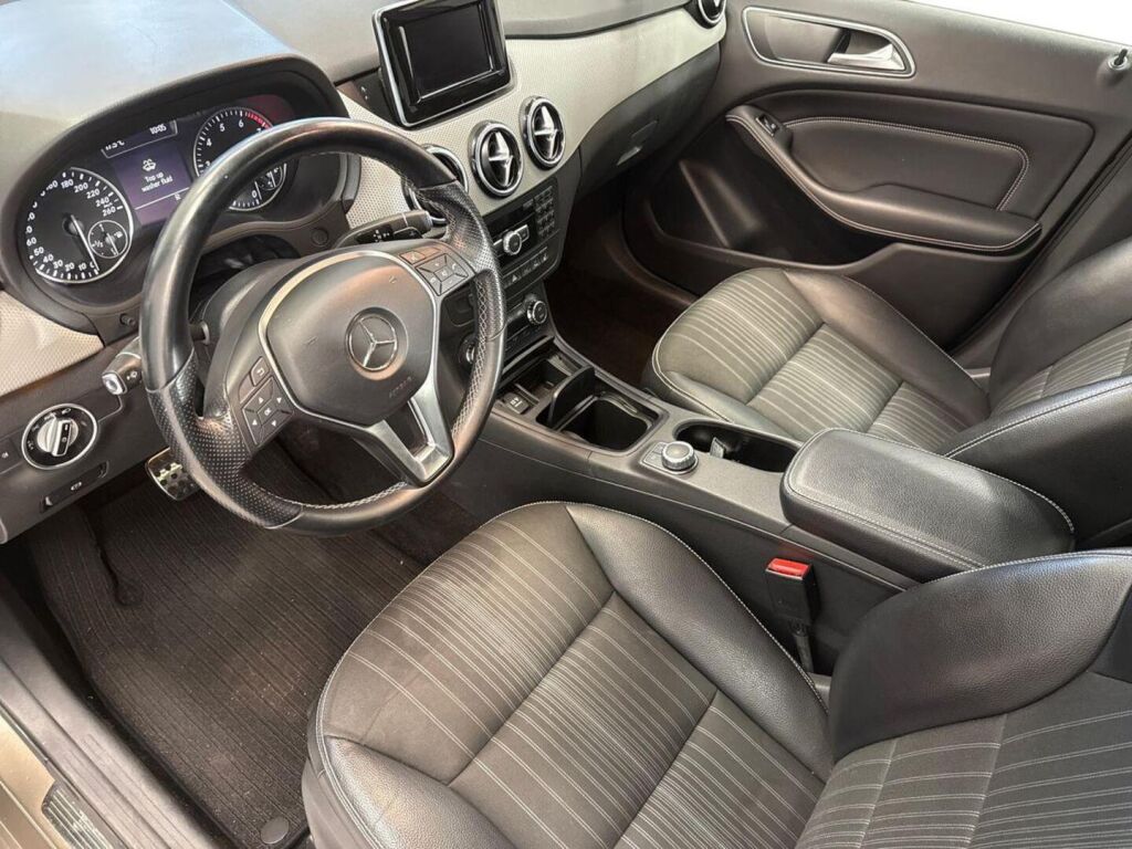 Mercedes-Benz B 2013 Harmaa