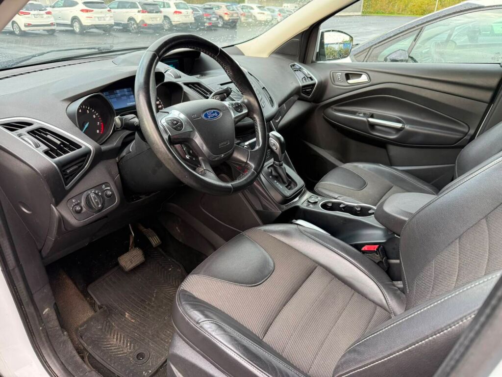 Ford Kuga 2014 Valkoinen