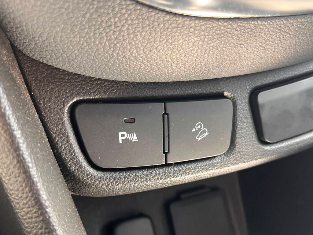 Opel Mokka 2014 Oranssi