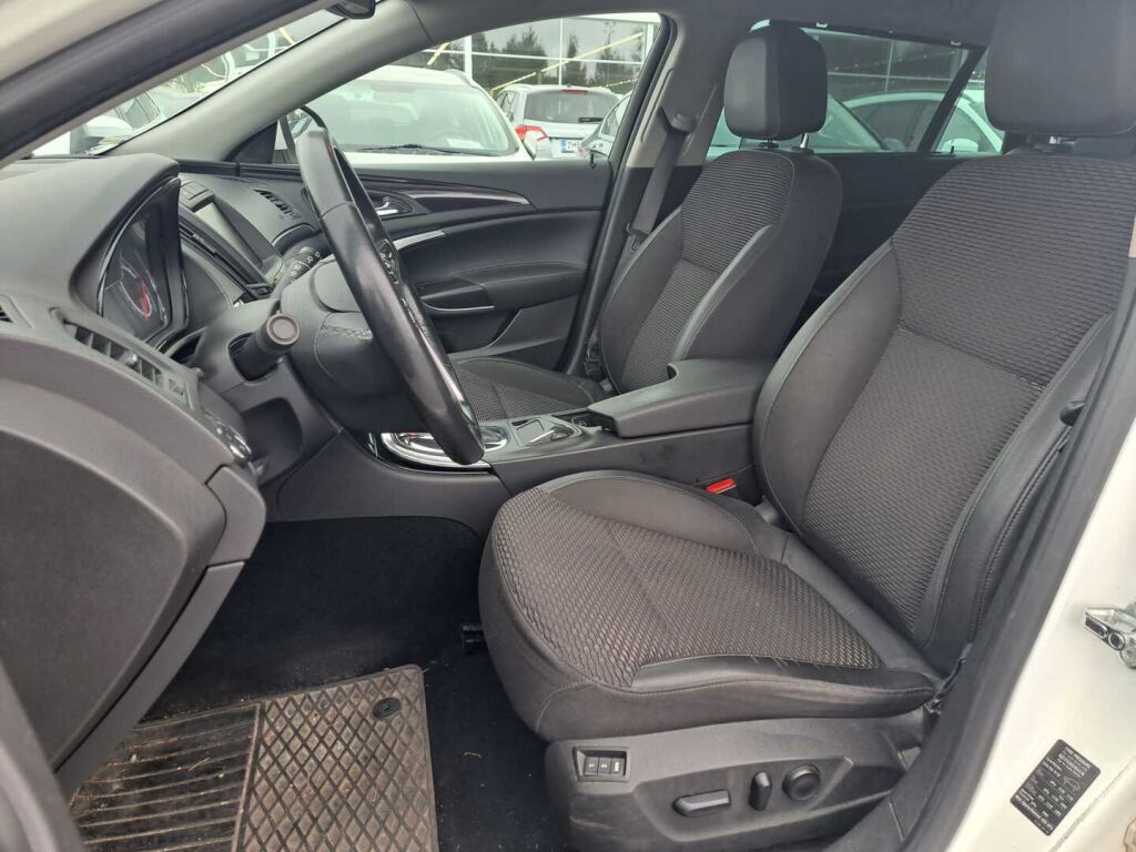 Opel Insignia 2014 Valkoinen