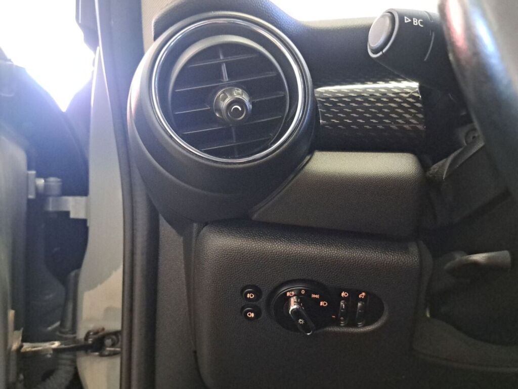 Mini Hatchback 2015 Harmaa