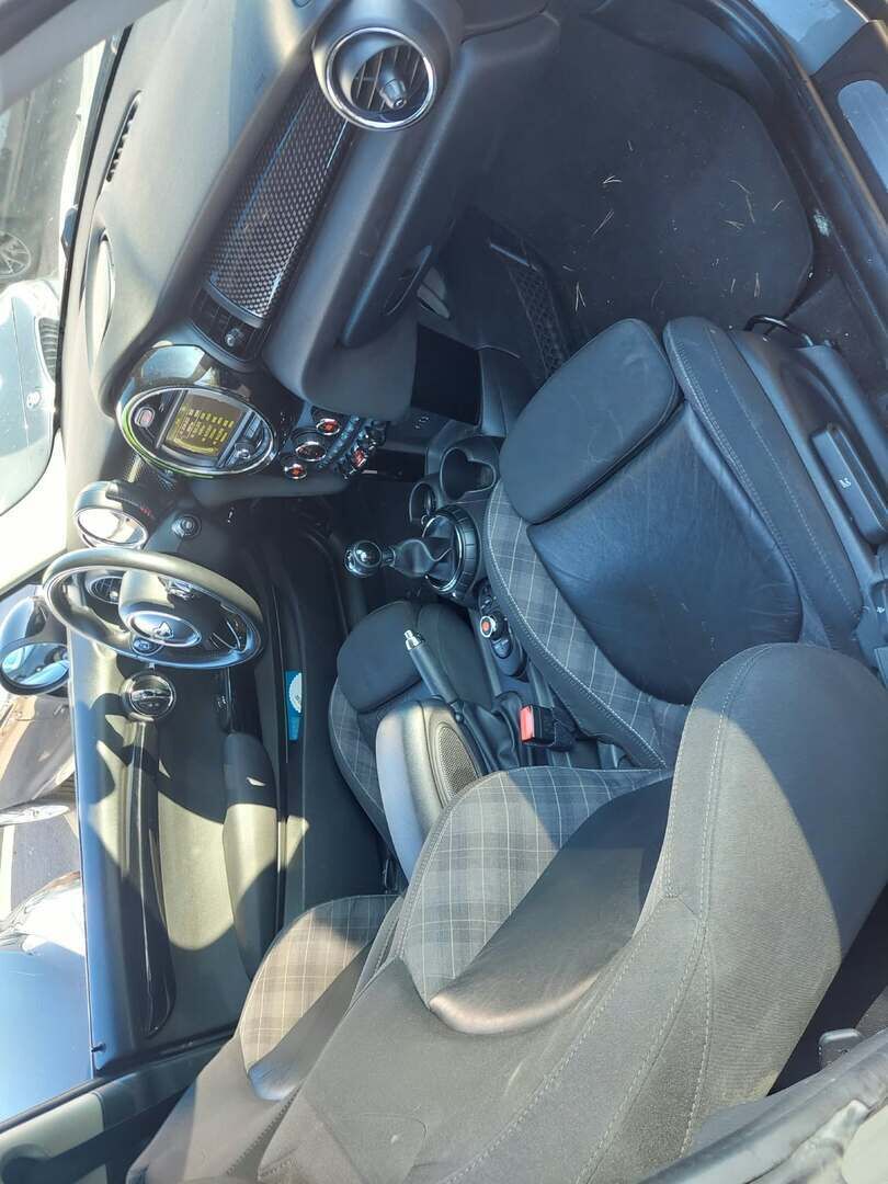 Mini Hatchback 2015 Harmaa