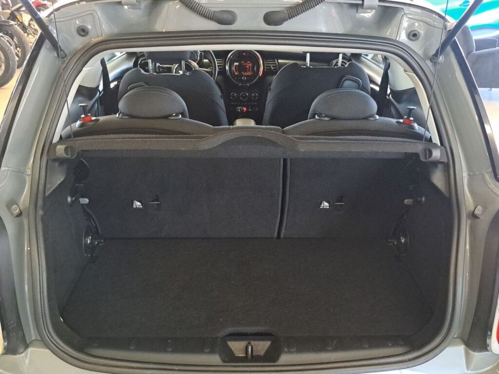 Mini Hatchback 2015 Harmaa
