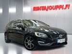 Volvo V60 2014 Musta
