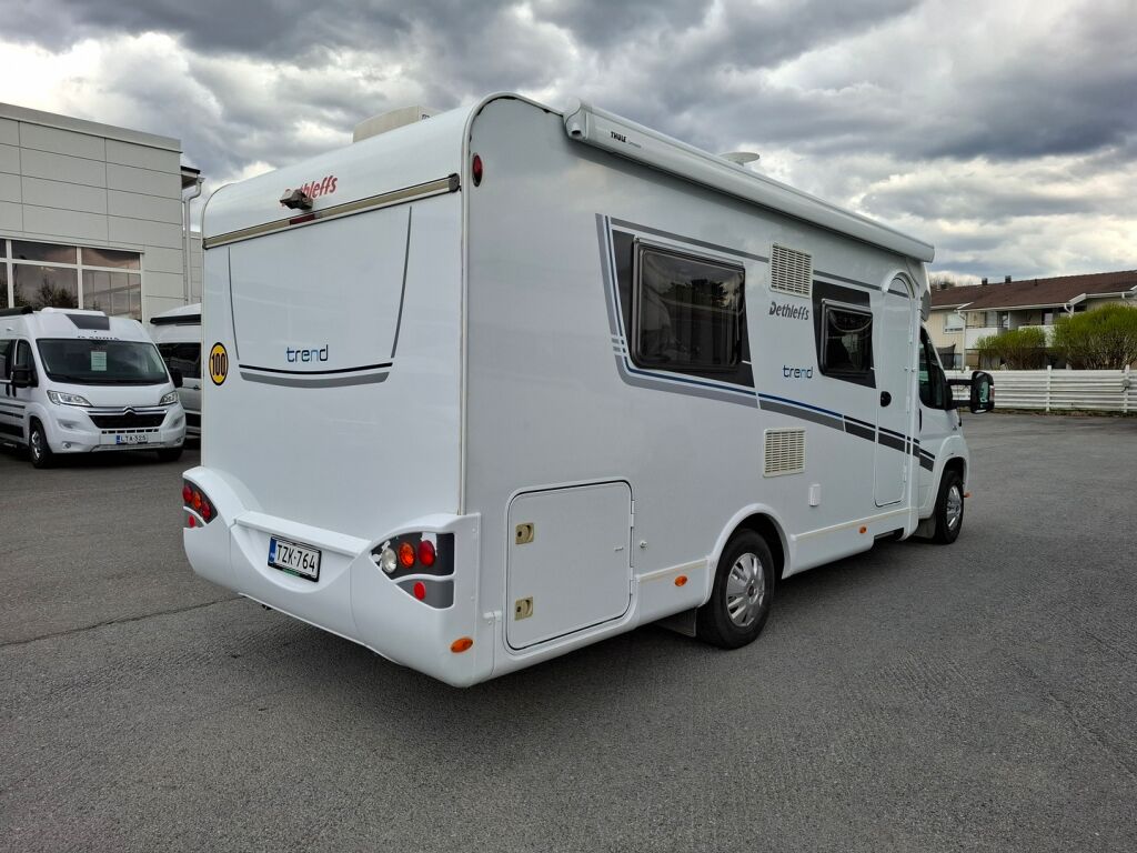 Dethleffs Trend T 6857 2015 Valkoinen