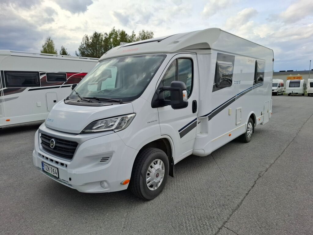 Dethleffs Trend T 6857 2015 Valkoinen