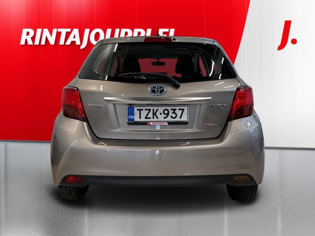 Toyota Yaris 2015 Ruskea (beige)