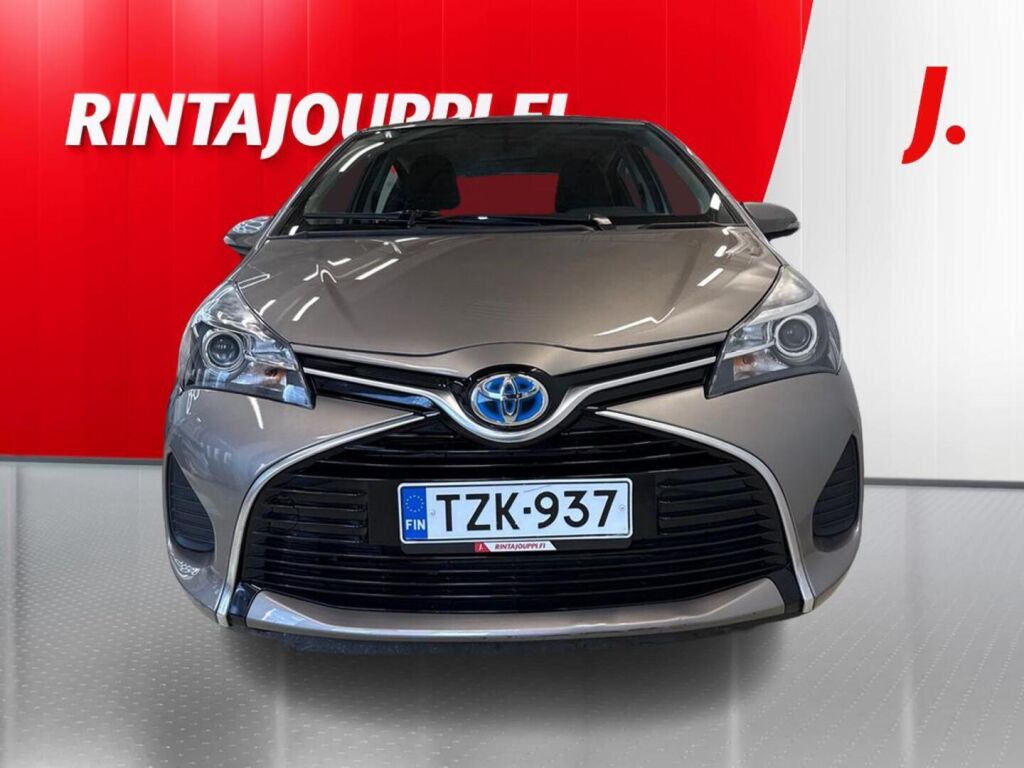 Toyota Yaris 2015 Ruskea (beige)