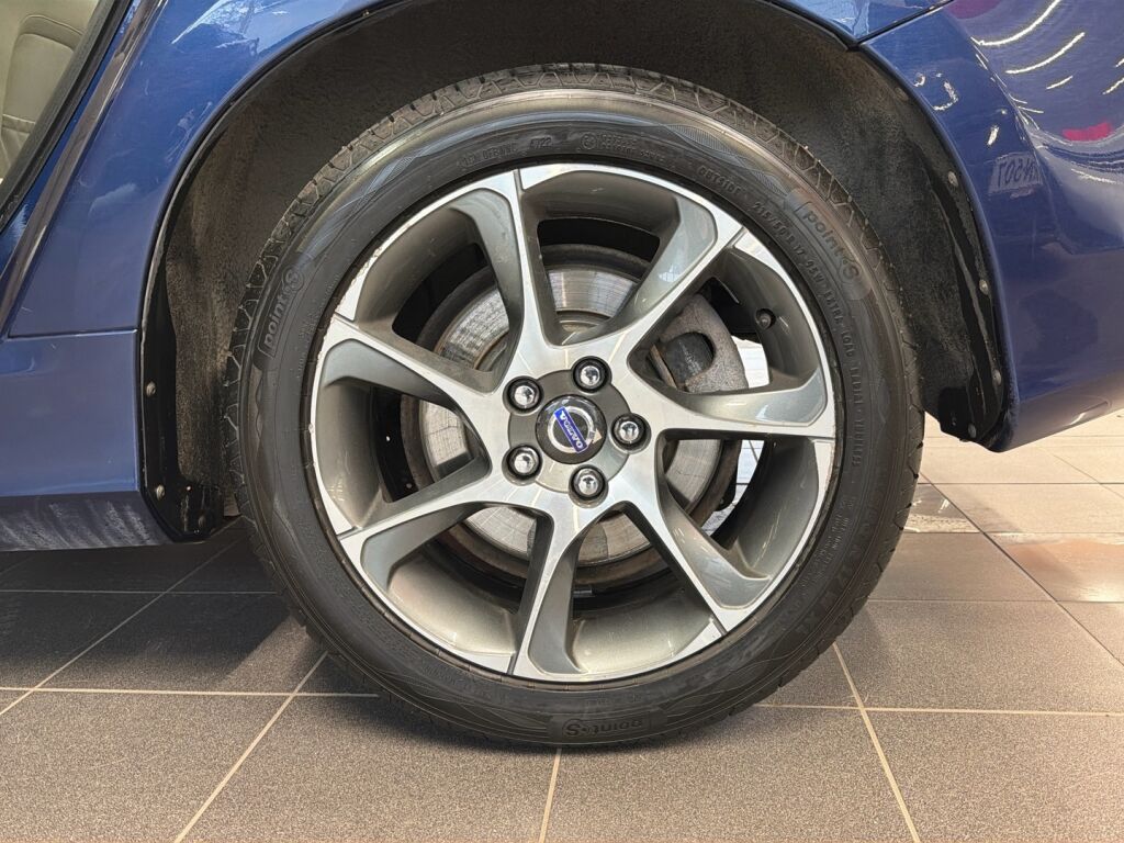 Volvo V60 2014 Sininen