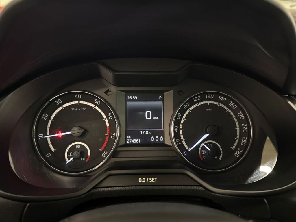 Skoda Octavia 2014 Valkoinen