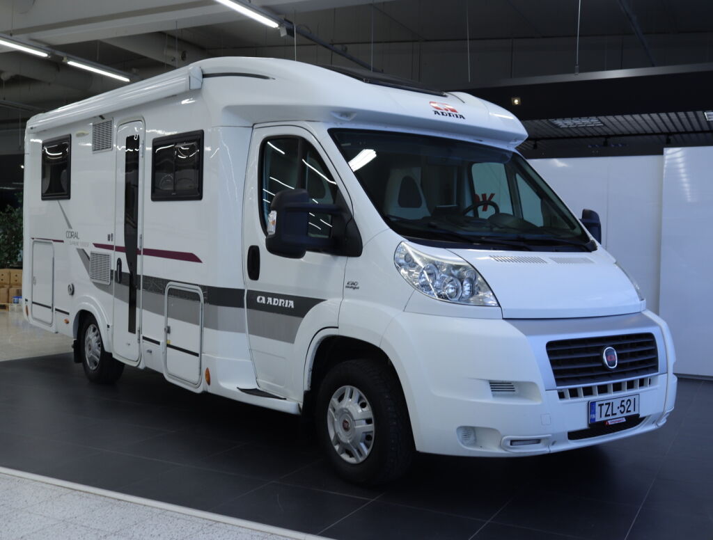 Adria Coral Plus 650 SF 2014 Valkoinen