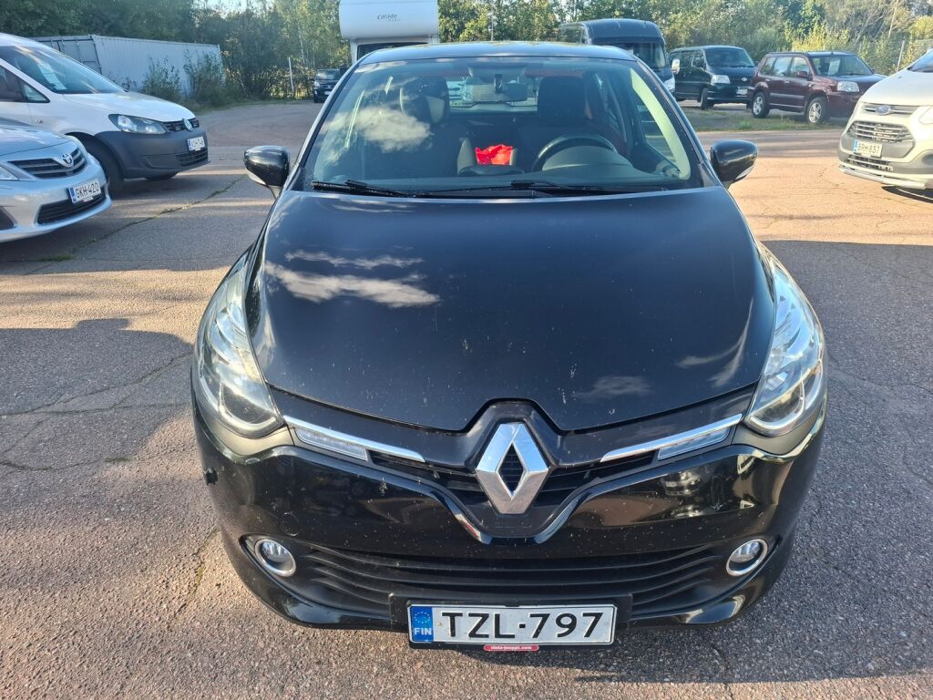 Renault Clio 2015 Musta