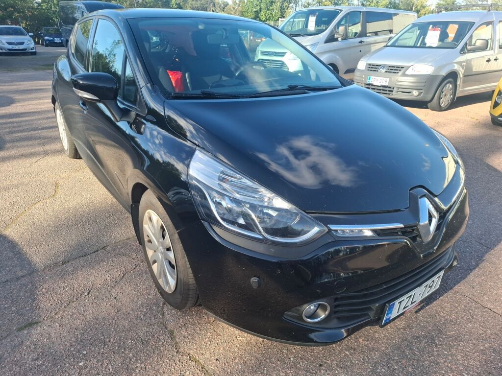 Renault Clio 2015 Musta