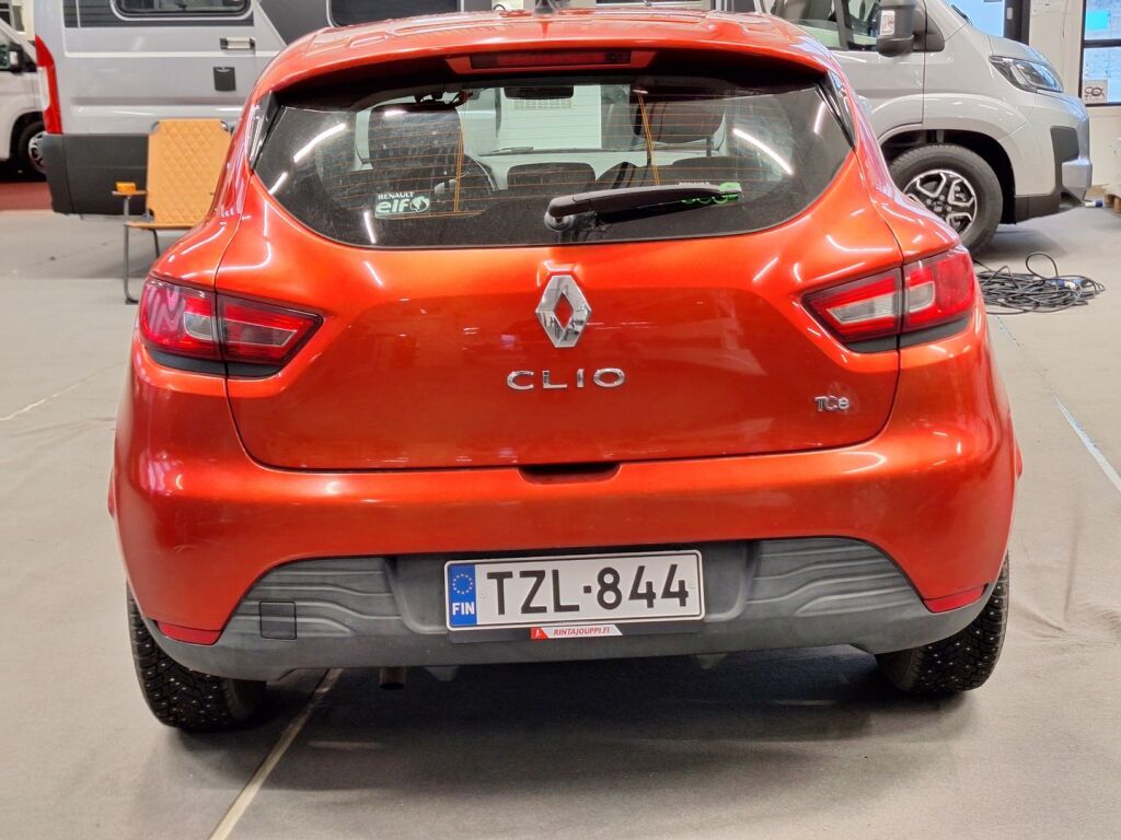 Renault Clio 2014 Punainen