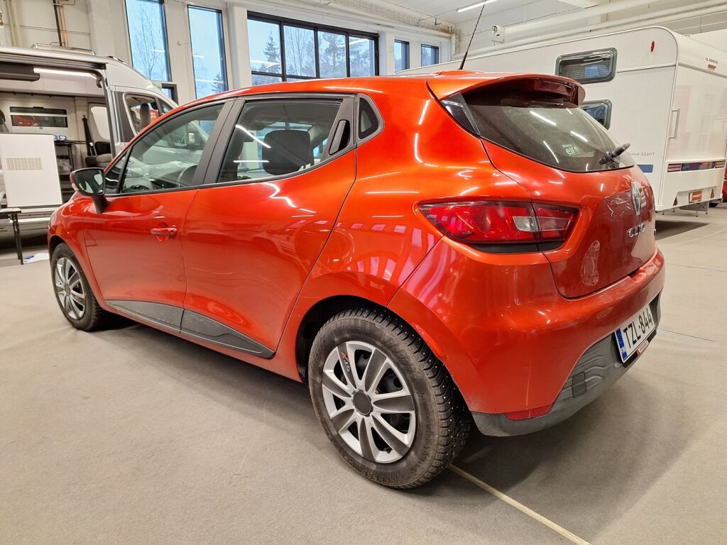 Renault Clio 2014 Punainen