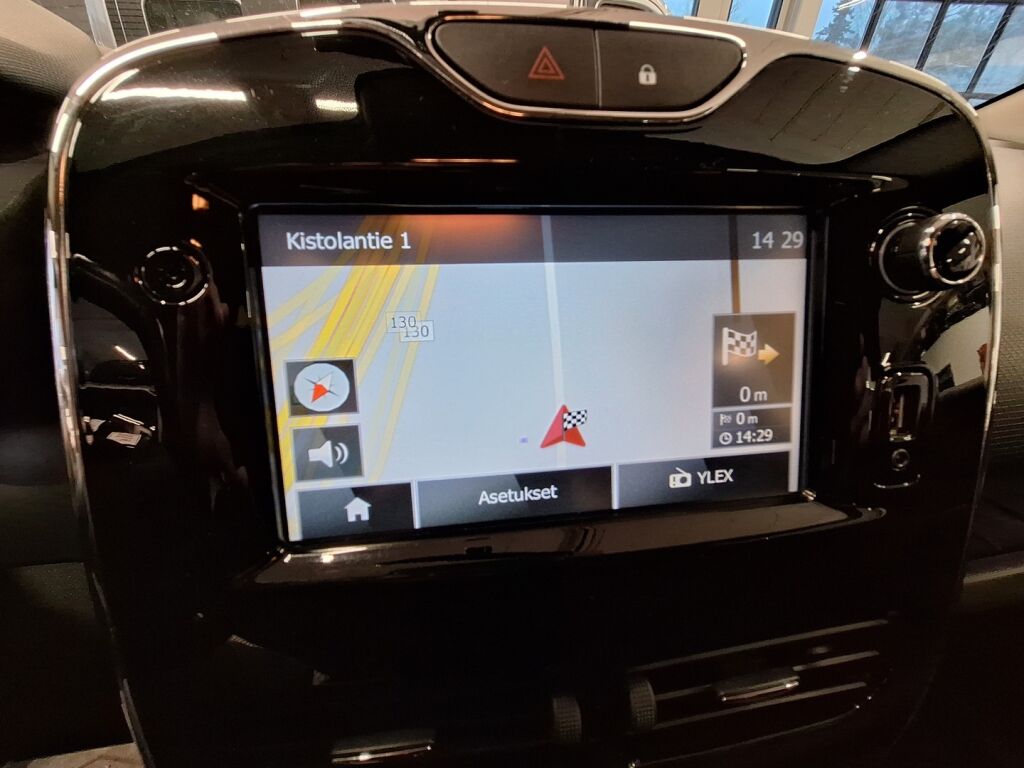 Renault Clio 2014 Punainen