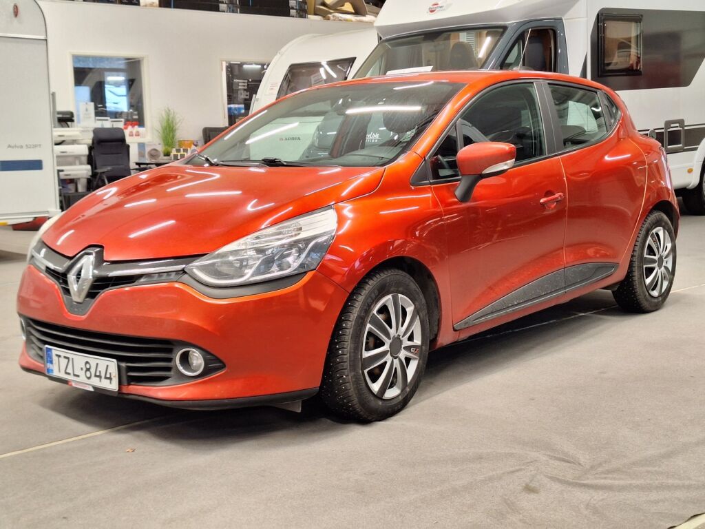 Renault Clio 2014 Punainen