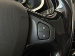 Renault Clio 2015 Punainen