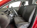 Renault Clio 2015 Punainen