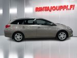 Toyota Auris 2015 Ruskea (beige)