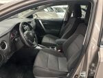 Toyota Auris 2015 Ruskea (beige)
