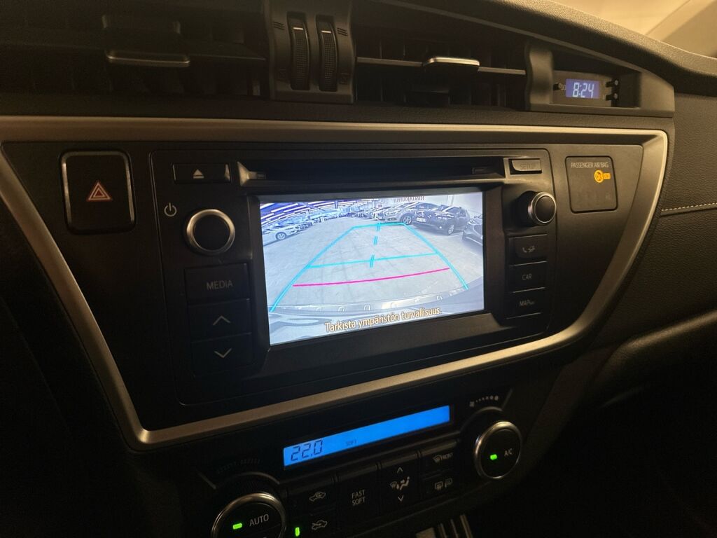 Toyota Auris 2015 Ruskea (beige)