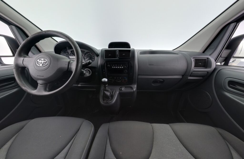 Toyota Proace 2015 Harmaa
