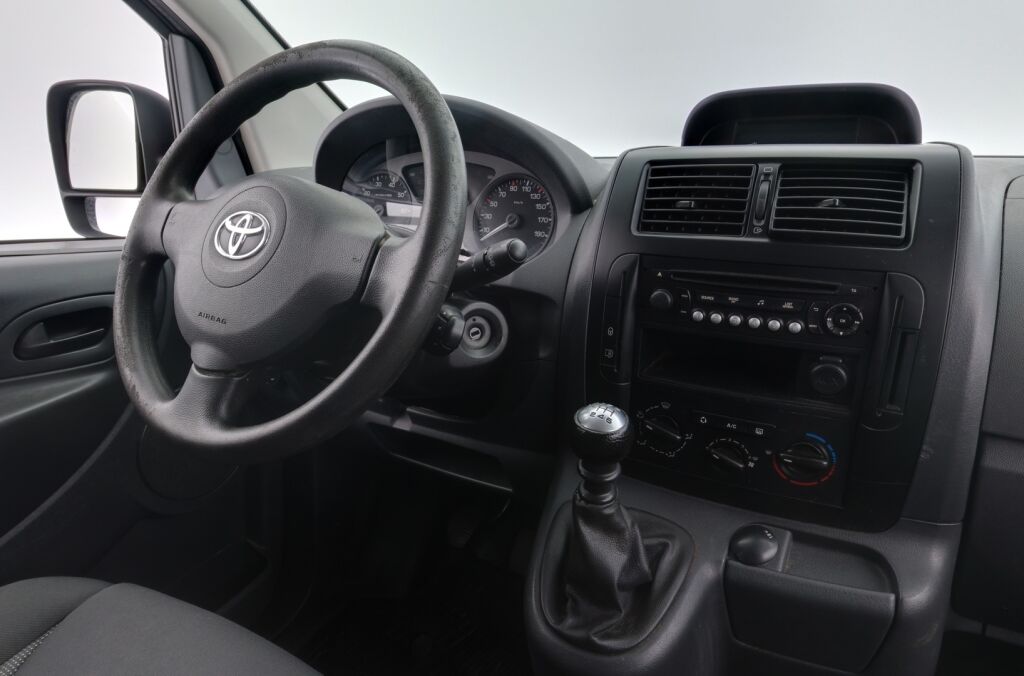 Toyota Proace 2015 Harmaa
