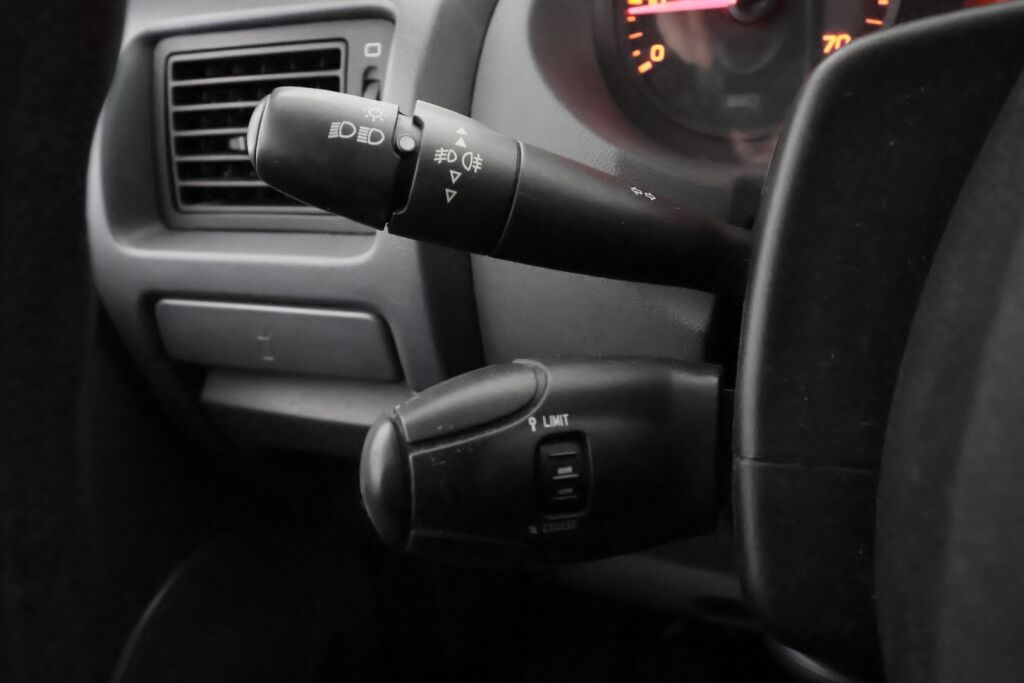 Toyota Proace 2015 Harmaa