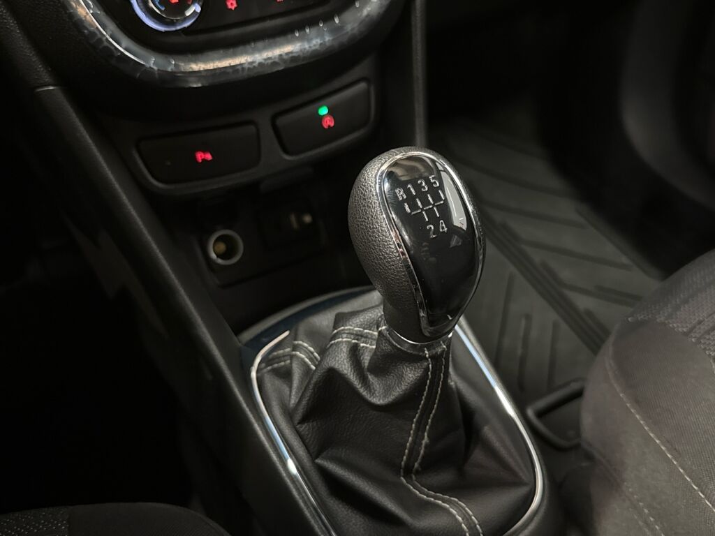 Opel Mokka 2014 Punainen