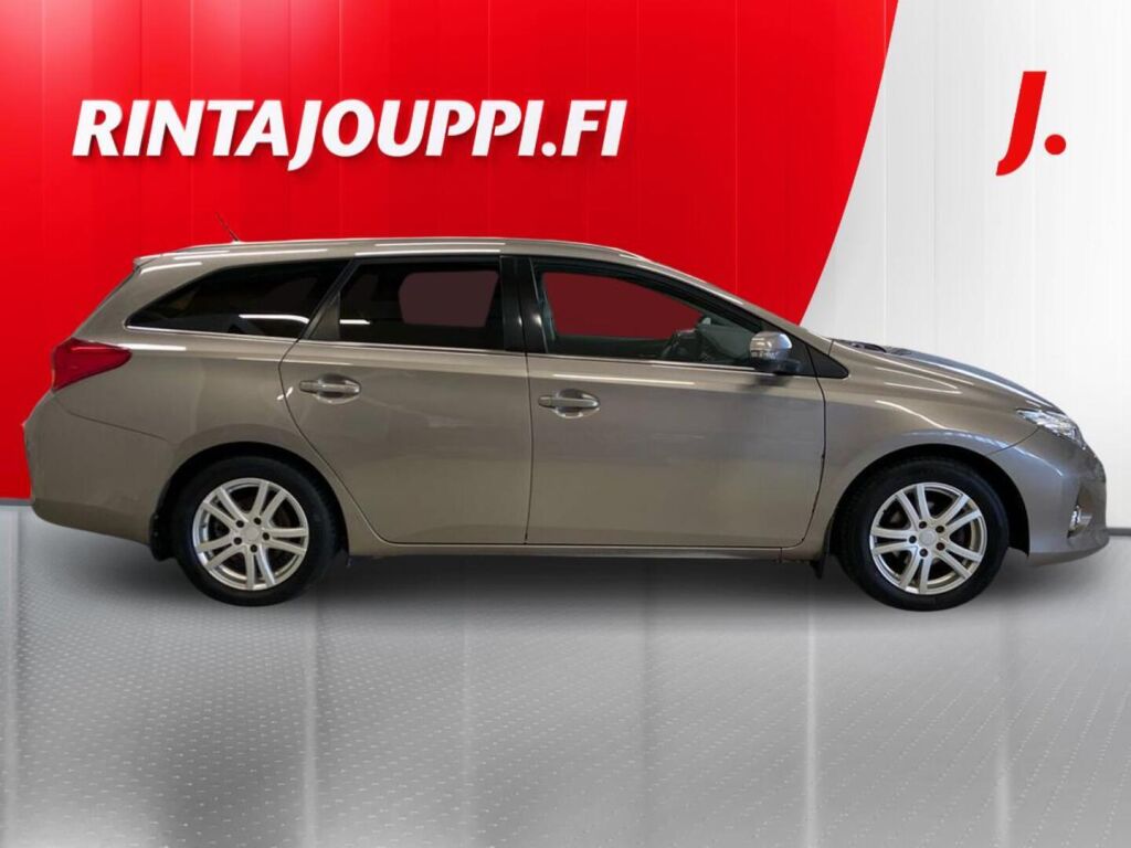 Toyota Auris 2014, kuva 6/18