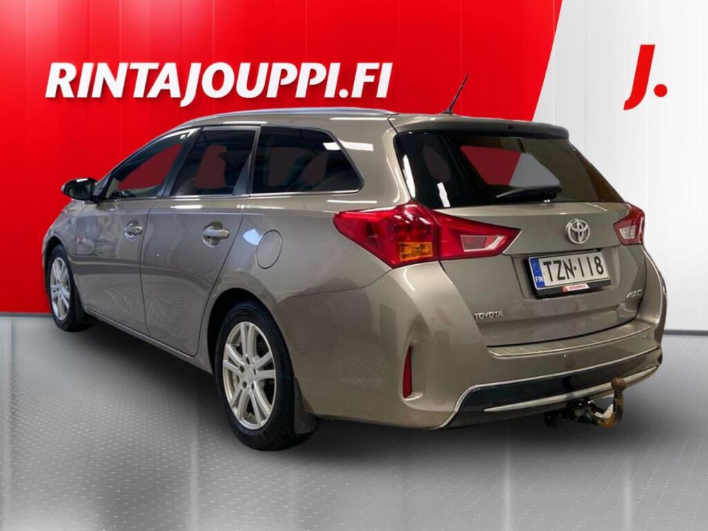 Toyota Auris 2014, kuva 3/18