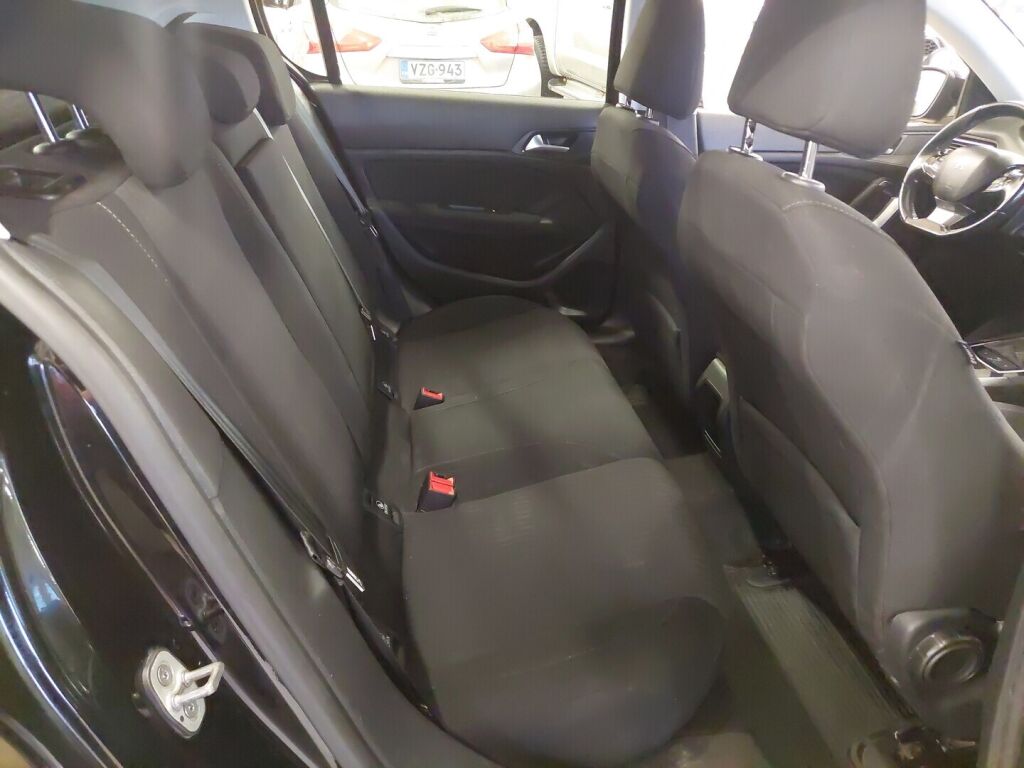 Peugeot 308 2015 Musta