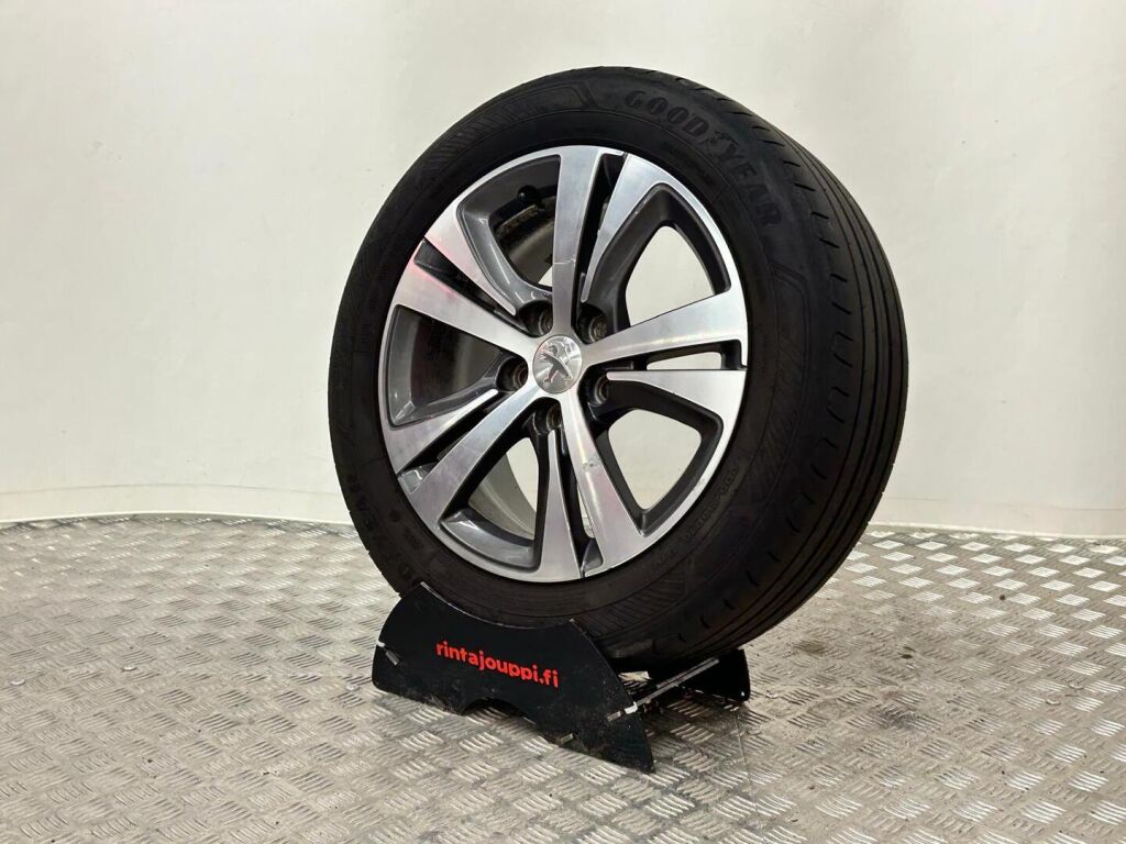 Peugeot 308 2015 Punainen