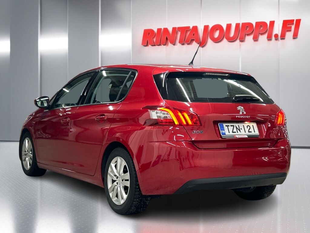 Peugeot 308 2015 Punainen