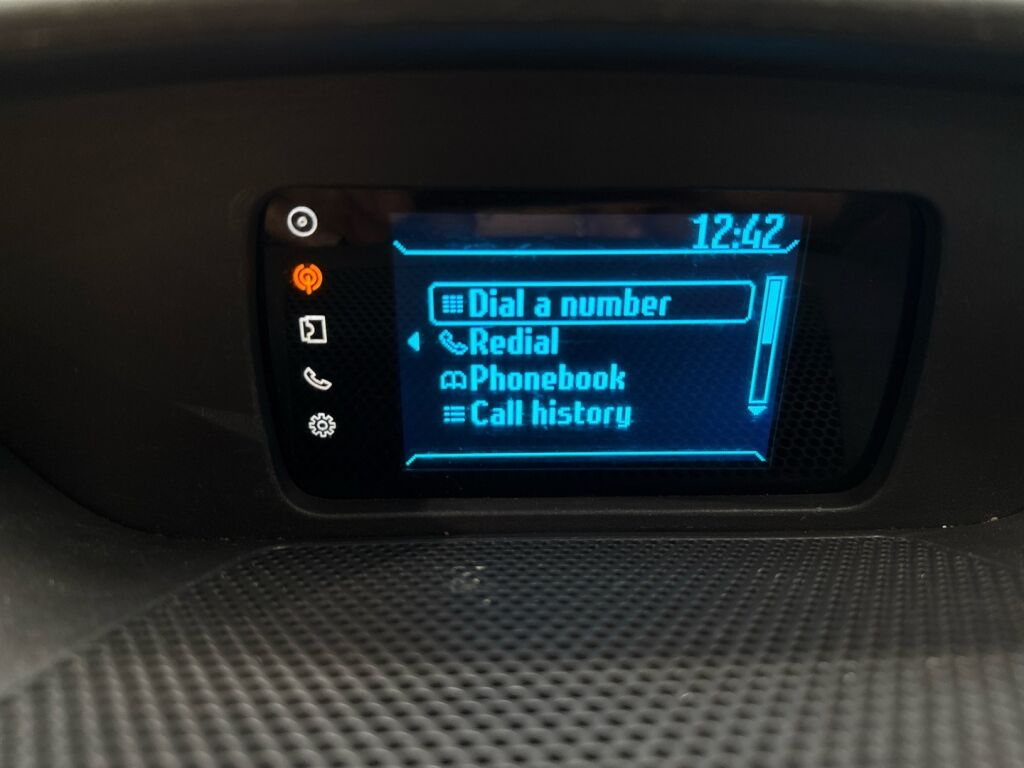 Ford Transit 2015 Valkoinen